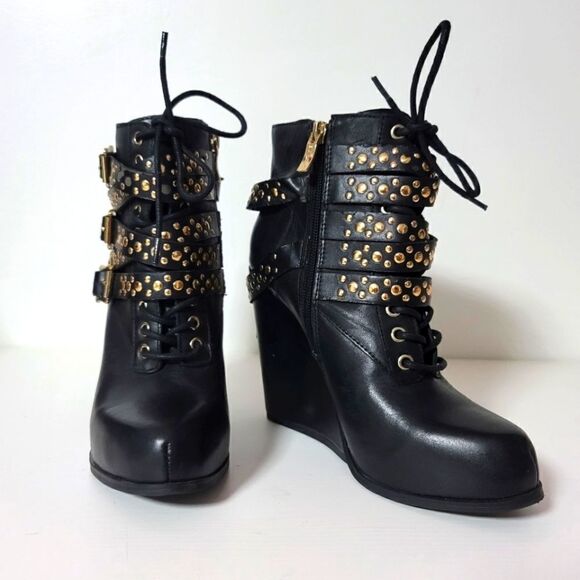 BCBGeneration Larissa Studded Strappy Wedge Lace Up Ankle Boots, Black size 7 - Picture 2 of 13